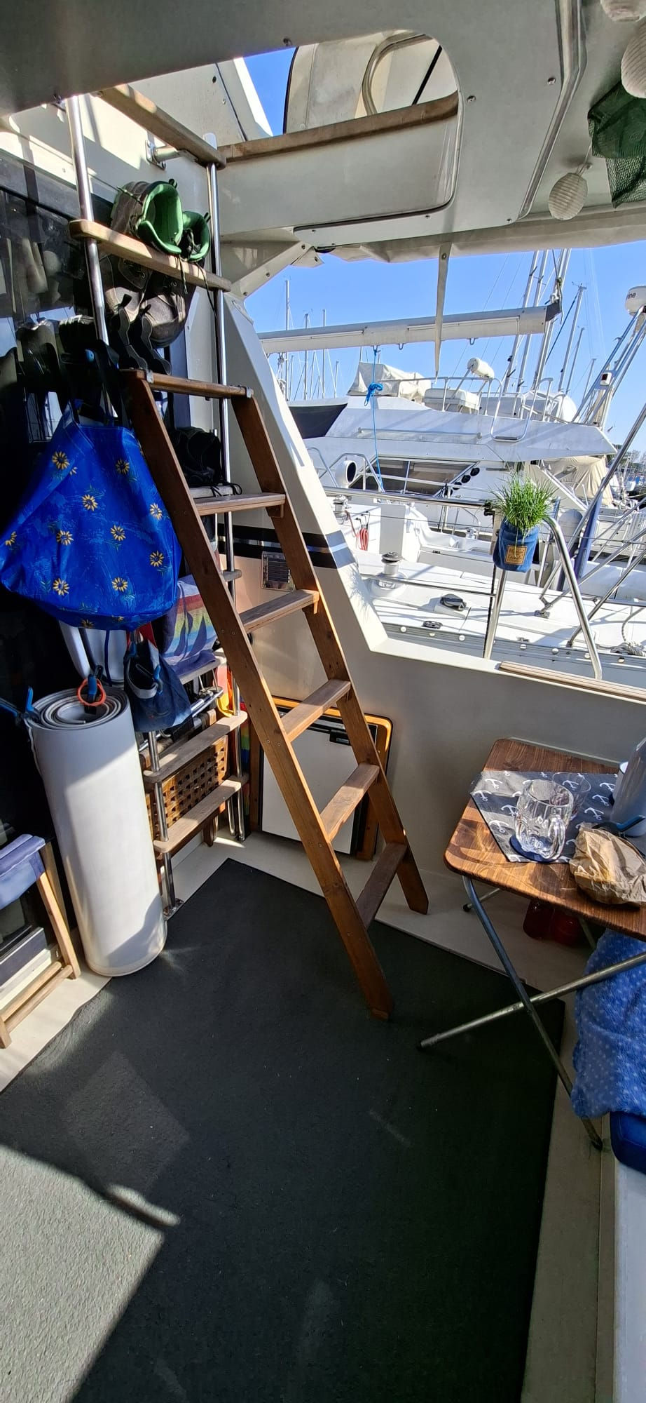 Broom 35 - 